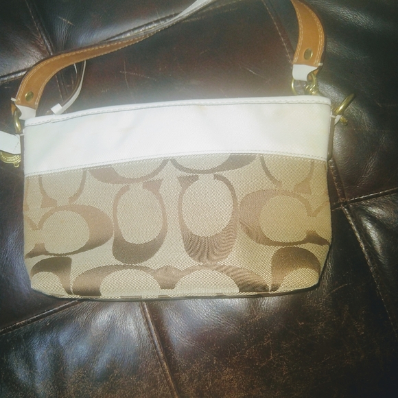 Authentic Coach Purse - Picture 5 of 8
